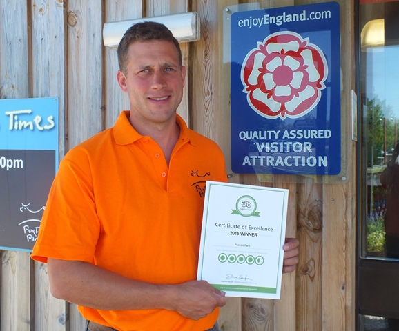 Puxton's Alistair Mead with 2015 Certificate of Excellence 